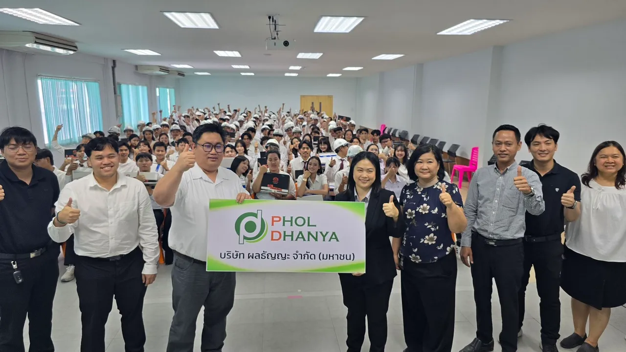 Phol Dhanya Provides PPE to the Next Generation of Engineers, Building a Safety Culture from Their First Step into the Workplace